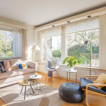 Comfy House 100 M2 *free Wifi + Free Parking Appartement *